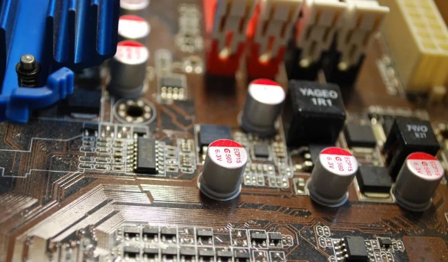 又一條萬(wàn)億賽道火爆  今年，VC/PE在搶新材料項(xiàng)目